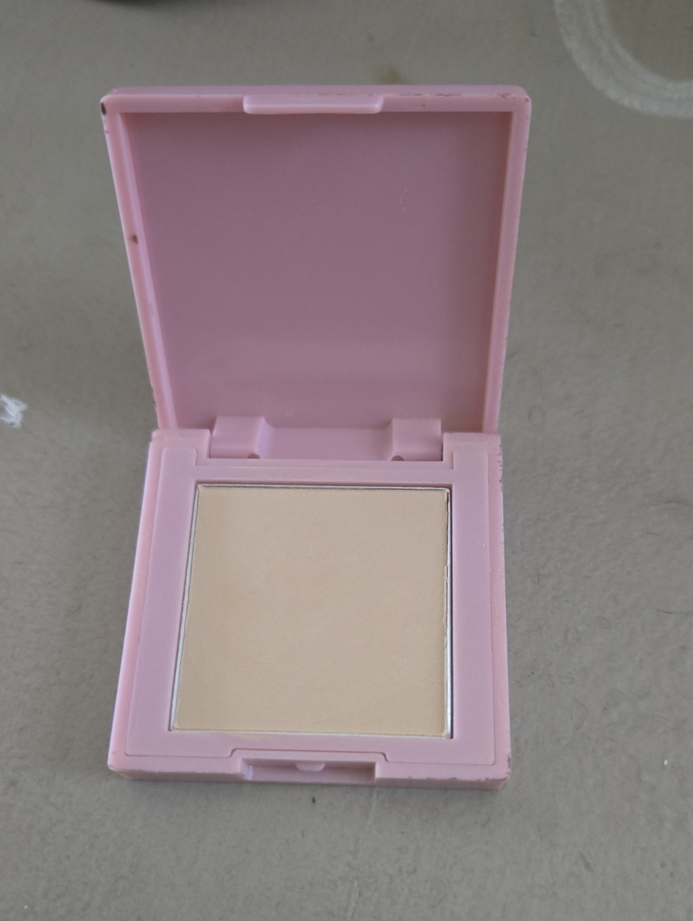 Luna Magic | Soft Perfectiom Foundation Powder | Medium